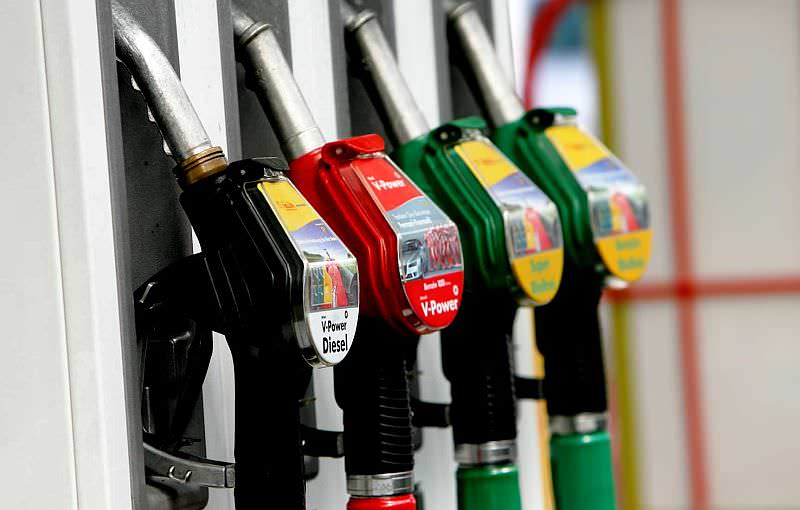 Ukrayna'da benzin ve motorin fiyatlarına yeni zam beklentisi