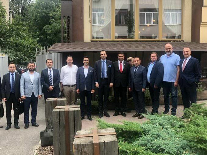 Kiev Büyükelçiliği Dnipro'da yetkili makamlar ve iş dünyası ile buluştu