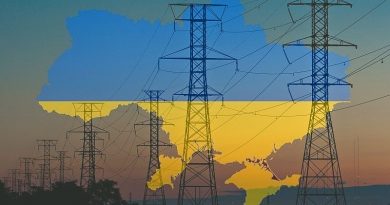 Ukrayna, Rusya'nın enerji tesislerini bombalaması nedeniyle elektrik ihracatını durdurdu